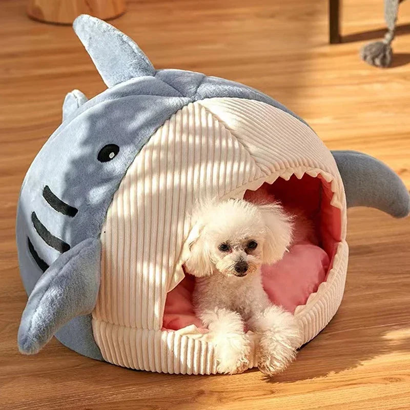 PawPack Shark Bed